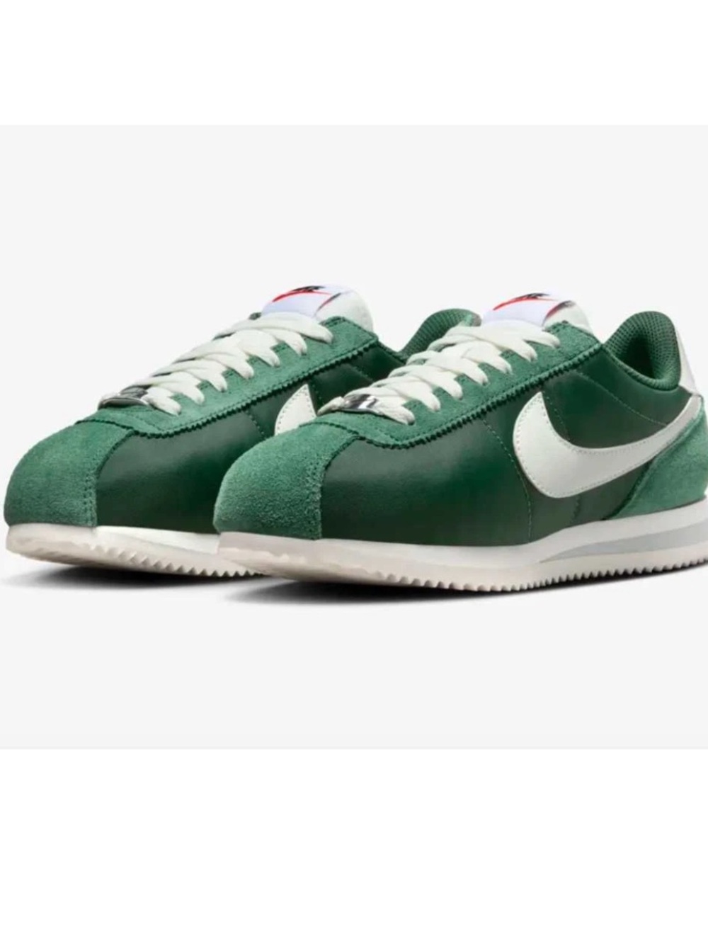 Nike Cortez fir sail White green women’s shoes sz 8 us